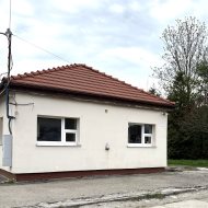 Hala na sprzedaż